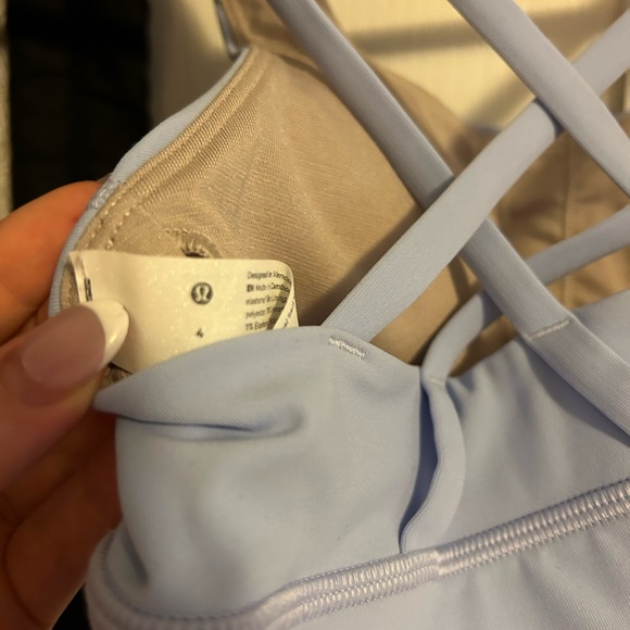 Lululemon purple sports bra in perfect condition! - Picture 2 of 4